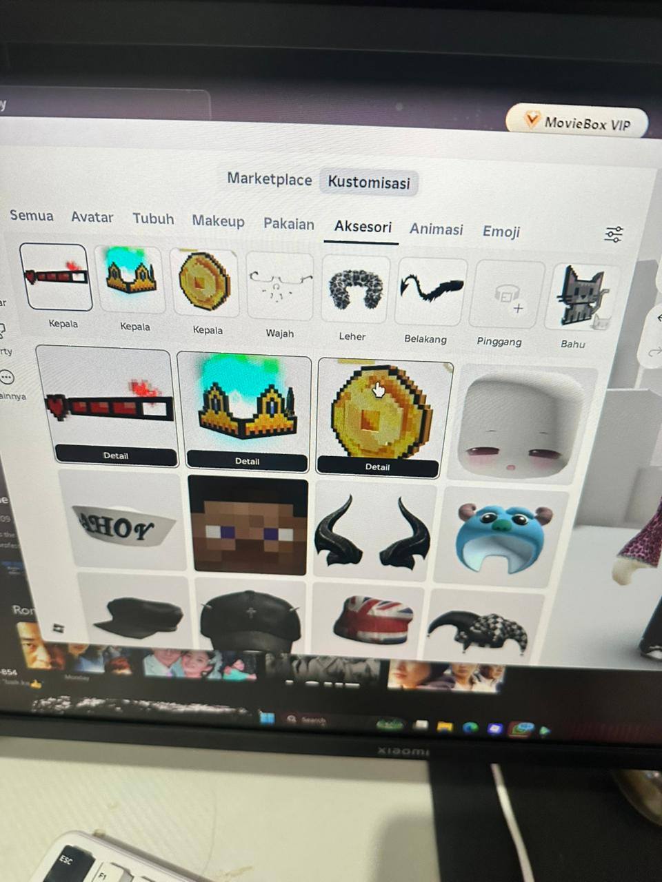 ITEM LIMITED ROBLOX - TRADE CLEAN CROWN 8 BIT